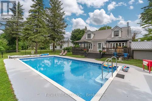 77 Bond Street E, Kawartha Lakes (Fenelon Falls), ON - Outdoor With In Ground Pool With Deck Patio Veranda