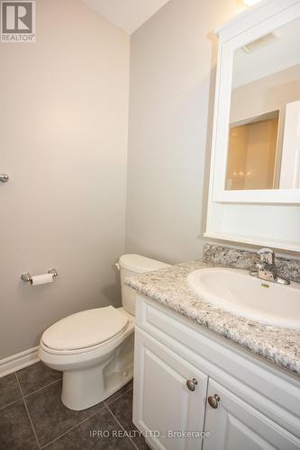 1576 Leblanc Court, Milton, ON - Indoor Photo Showing Bathroom