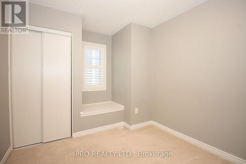 1576 Leblanc Court, Milton, ON - Indoor Photo Showing Other Room