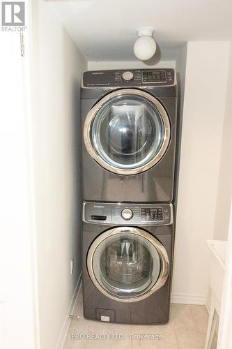 1576 Leblanc Court, Milton, ON - Indoor Photo Showing Laundry Room