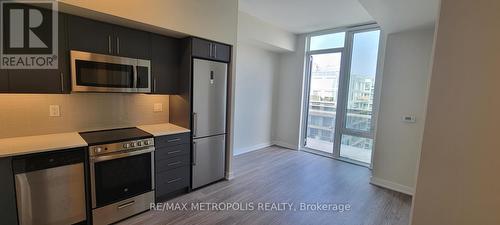 1402 - 38 Monte Kwinter Court, Toronto, ON - Indoor Photo Showing Kitchen