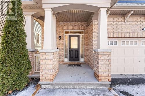 106 Pinelock Street, Ottawa, ON - Outdoor