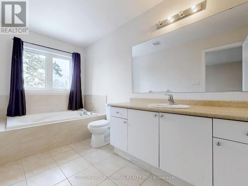 42 Greenwood Drive, Essa, ON - Indoor Photo Showing Bathroom