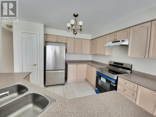 37 Maple Crown Terrace, Barrie, ON - Indoor Photo Showing Kitchen With Double Sink