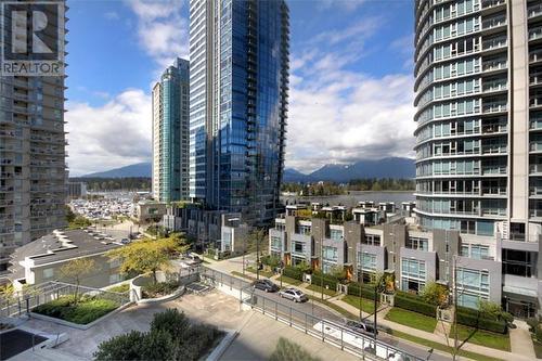 602 1205 W Hastings Street, Vancouver, BC - Outdoor With Facade