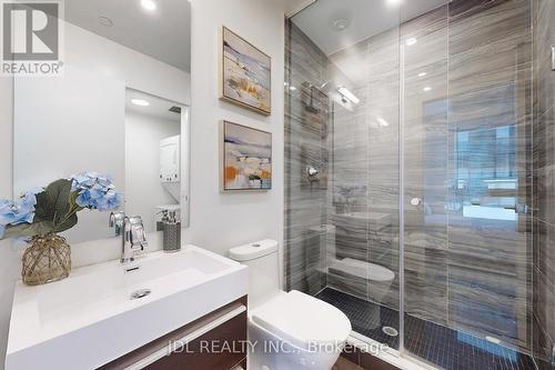 506 - 39 Roehampton Avenue, Toronto, ON - Indoor Photo Showing Bathroom