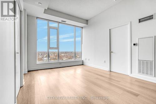 816 - 859 The Queensway, Toronto, ON - Indoor Photo Showing Other Room