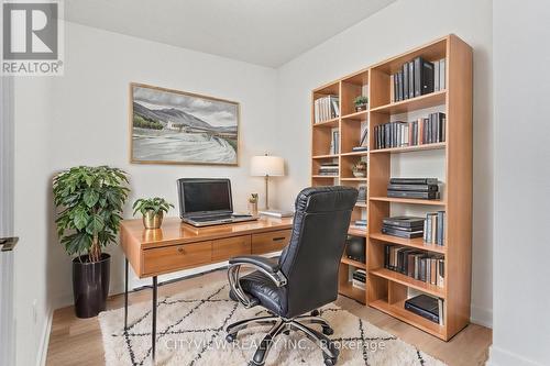 816 - 859 The Queensway, Toronto, ON - Indoor Photo Showing Office