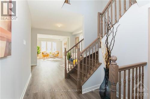 212 Ormiston Crescent, Ottawa, ON - Indoor Photo Showing Other Room