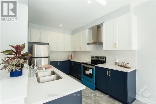 212 Ormiston Crescent, Ottawa, ON - Indoor Photo Showing Kitchen With Stainless Steel Kitchen With Double Sink