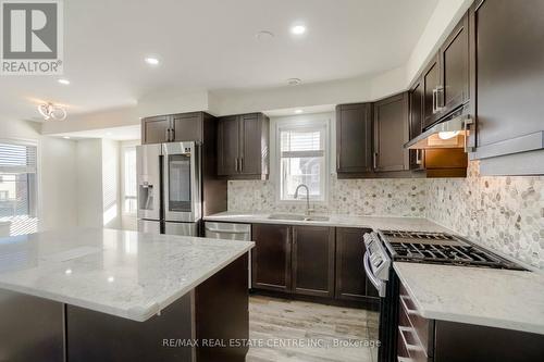 875 Sumac Crescent, Milton, ON - Indoor Photo Showing Kitchen With Stainless Steel Kitchen With Upgraded Kitchen