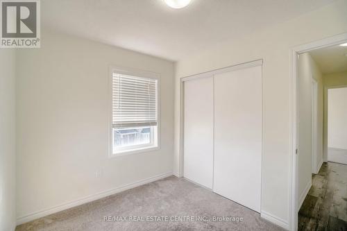 875 Sumac Crescent, Milton, ON - Indoor Photo Showing Other Room