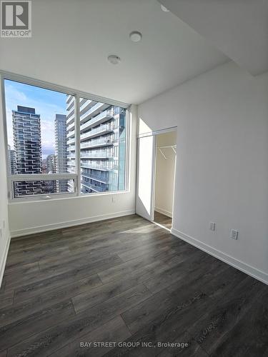 2702 - 127 Broadway Avenue, Toronto, ON - Indoor Photo Showing Other Room