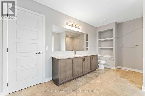 667 Fenwick Way E, Ottawa, ON - Indoor Photo Showing Bathroom