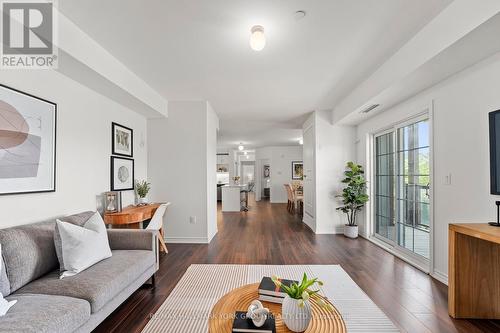 306 - 110 Grew Boulevard, Georgina, ON - Indoor Photo Showing Living Room