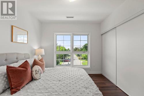 306 - 110 Grew Boulevard, Georgina, ON - Indoor Photo Showing Bedroom