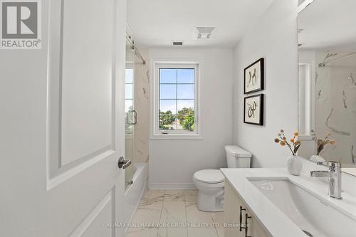 306 - 110 Grew Boulevard, Georgina, ON - Indoor Photo Showing Bathroom