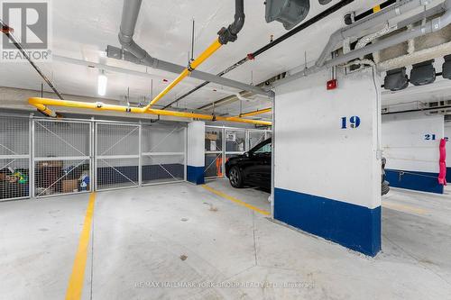 306 - 110 Grew Boulevard, Georgina, ON - Indoor Photo Showing Garage