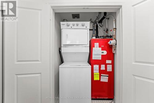 306 - 110 Grew Boulevard, Georgina, ON - Indoor Photo Showing Laundry Room