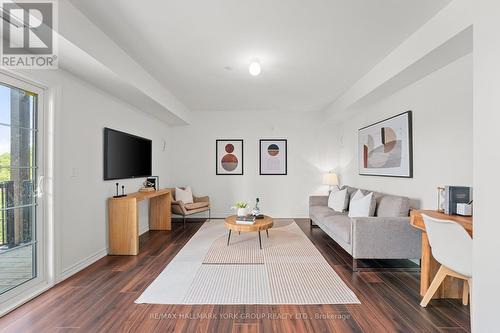 306 - 110 Grew Boulevard, Georgina, ON - Indoor Photo Showing Living Room