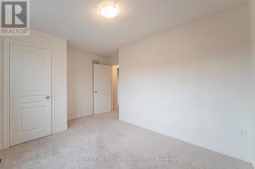 1523 Carr Landing, Milton, ON - Indoor Photo Showing Other Room