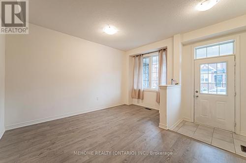 1523 Carr Landing, Milton, ON - Indoor Photo Showing Other Room