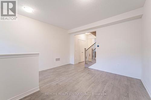 1523 Carr Landing, Milton, ON - Indoor Photo Showing Other Room