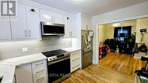 88 Meadowlands Drive W, Ottawa, ON - Indoor Photo Showing Kitchen With Upgraded Kitchen