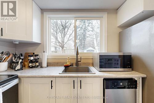 1256 Eldorado Avenue, Oshawa, ON - Indoor Photo Showing Kitchen