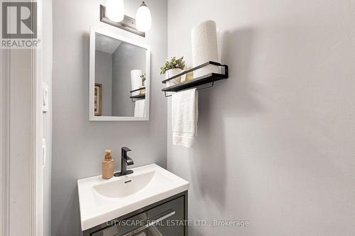 1256 Eldorado Avenue, Oshawa, ON - Indoor Photo Showing Bathroom