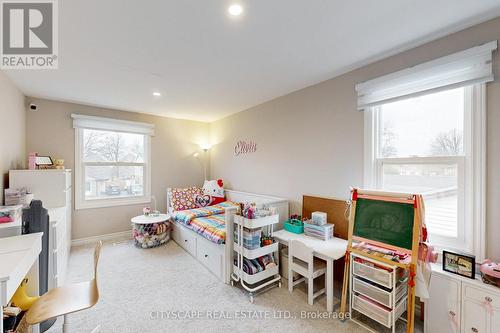 1256 Eldorado Avenue, Oshawa, ON - Indoor Photo Showing Bedroom