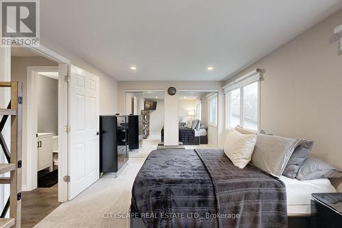 1256 Eldorado Avenue, Oshawa, ON - Indoor Photo Showing Living Room