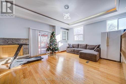 53 Wayside Avenue, Toronto, ON - Indoor Photo Showing Living Room