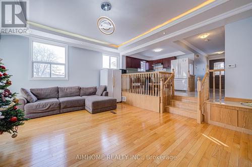 53 Wayside Avenue, Toronto, ON - Indoor Photo Showing Living Room