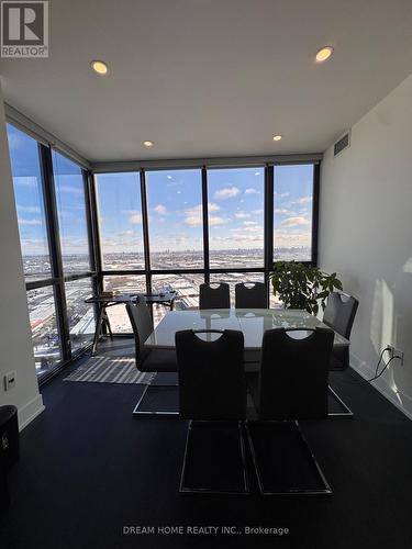 2909 - 2908 Highway 7 N, Vaughan, ON - Indoor Photo Showing Dining Room