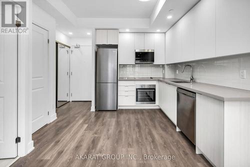 1202 - 297 Oak Walk Drive, Oakville, ON - Indoor Photo Showing Kitchen With Stainless Steel Kitchen