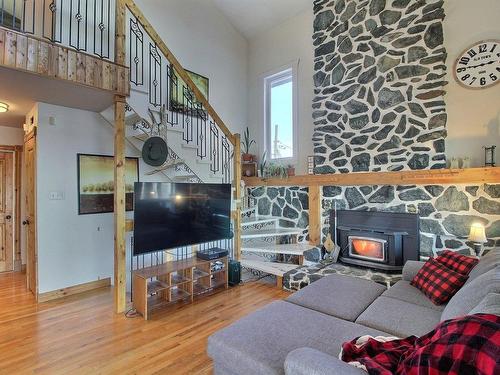 Living room - 171 Ch. Gagnon, Saint-Mathieu-D'Harricana, QC - Indoor Photo Showing Other Room With Fireplace