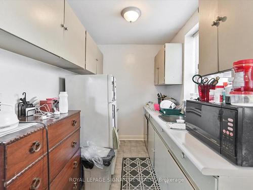 1357/59 Davenport Rd, Toronto, ON - Indoor Photo Showing Kitchen