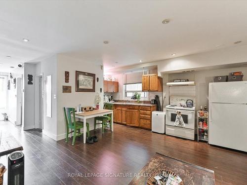 1357/59 Davenport Rd, Toronto, ON - Indoor Photo Showing Kitchen