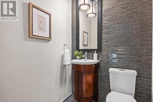 986 Ritchie Drive, Halifax, NS - Indoor Photo Showing Bathroom