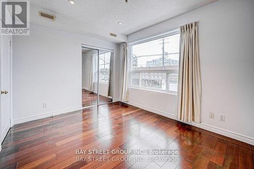 641A Dupont Street, Toronto, ON 