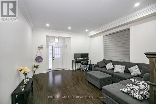 31 Saint Dennis Road, Brampton, ON - Indoor Photo Showing Living Room