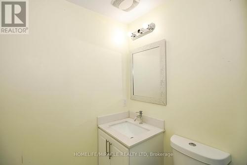 31 Saint Dennis Road, Brampton, ON - Indoor Photo Showing Bathroom