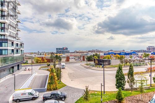 341 - 2485 Taunton Road, Oakville, ON - Outdoor With View