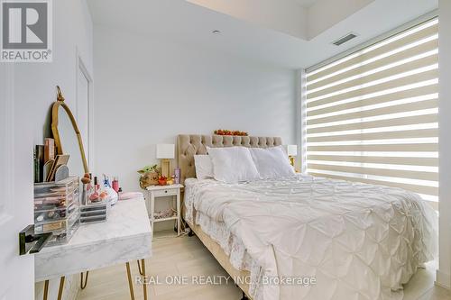 341 - 2485 Taunton Road, Oakville, ON - Indoor Photo Showing Bedroom