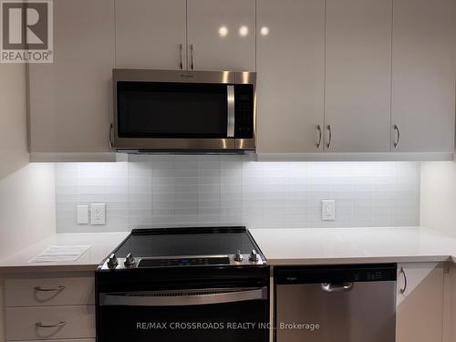 1907 - 4955 Yonge Street, Toronto, ON - Indoor Photo Showing Kitchen With Upgraded Kitchen