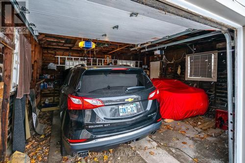 4371 Bampfield Street, Niagara Falls (210 - Downtown), ON - Indoor Photo Showing Garage