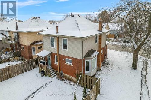 4371 Bampfield Street, Niagara Falls (210 - Downtown), ON - Outdoor