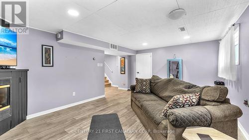 75 Confederation Drive, St. Thomas, ON - Indoor Photo Showing Living Room With Fireplace