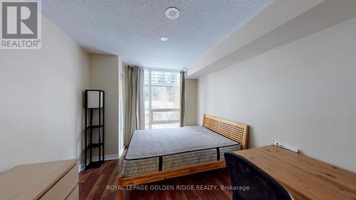 509 - 35 Hollywood Avenue, Toronto, ON - Indoor Photo Showing Bedroom